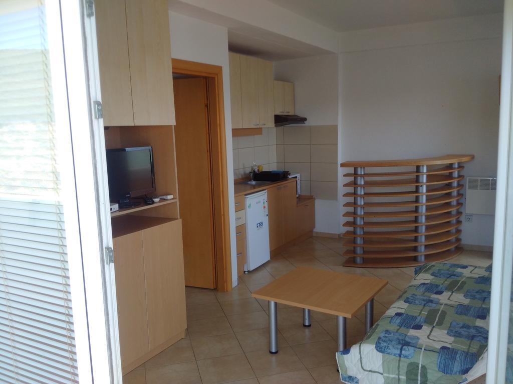 Villa Daniela Apartments Нов-Дойран Экстерьер фото