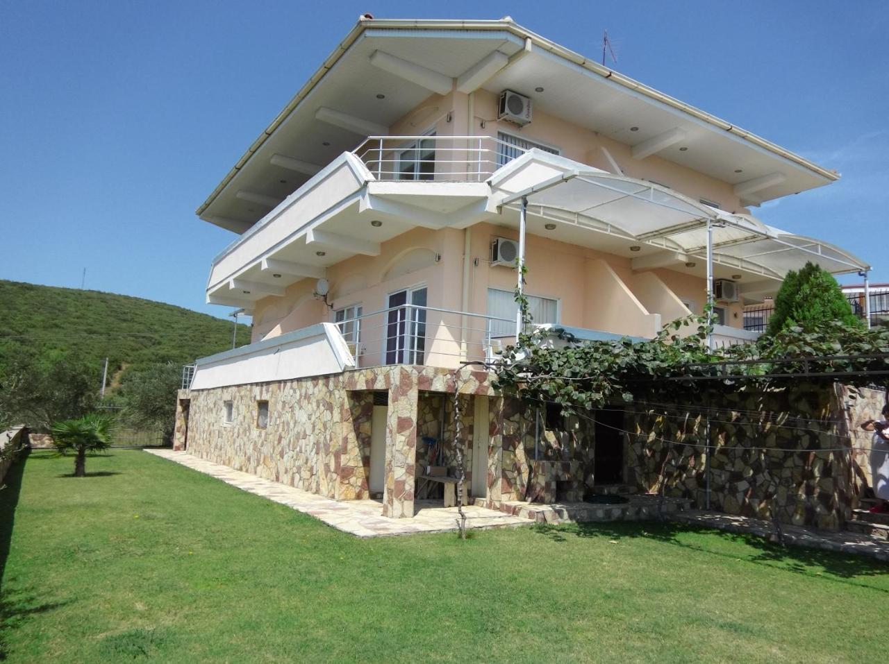 Villa Daniela Apartments Нов-Дойран Экстерьер фото