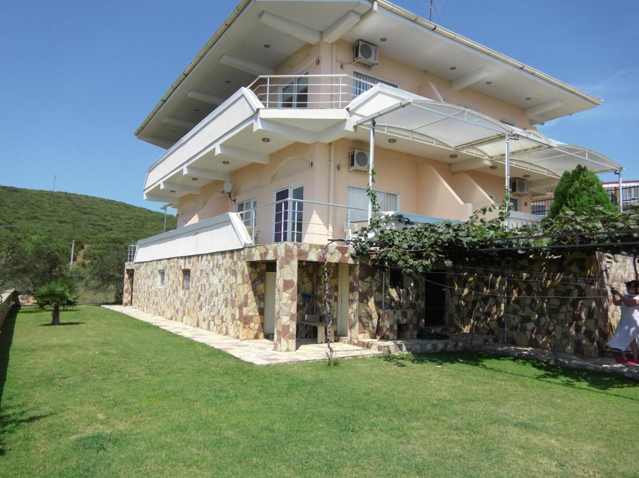 Villa Daniela Apartments Нов-Дойран Экстерьер фото